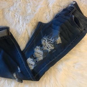 Fashion Nova  Med wash Distress jeans